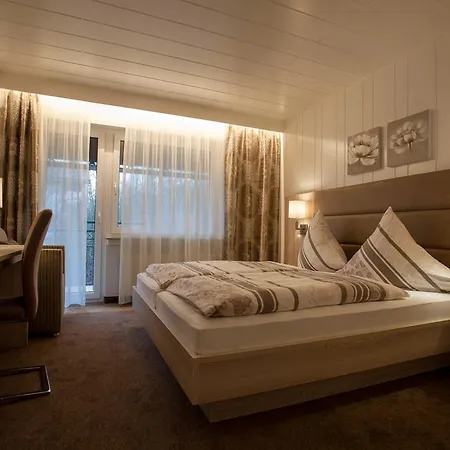 Otel Landhaus Kramer *